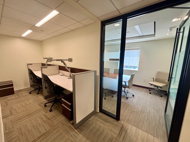 841 E Hunting Park Ave, Philadelphia, PA à louer - Photo de l’immeuble – Image 3 sur 15