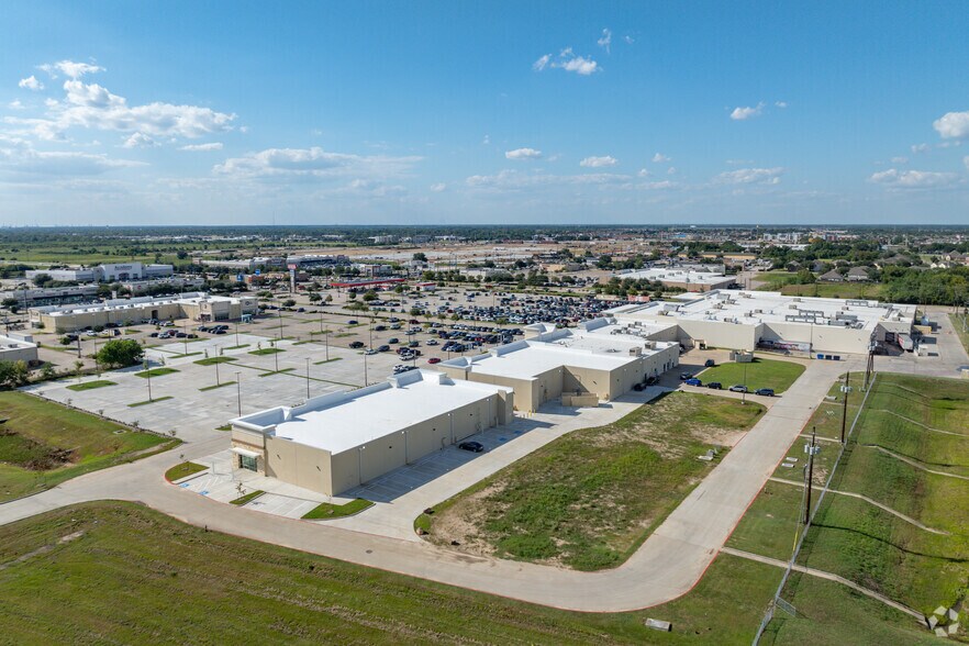 6240 Garth Rd, Baytown, TX à louer - Aérien – Image 3 sur 3