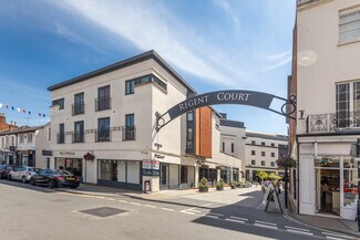Plus de détails pour 2-25 Livery St, Leamington Spa - Local commercial à louer