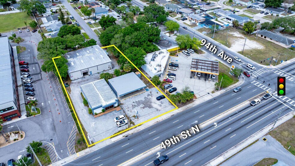 9292 49th St N, Pinellas Park, FL à vendre - Photo principale – Image 1 sur 13