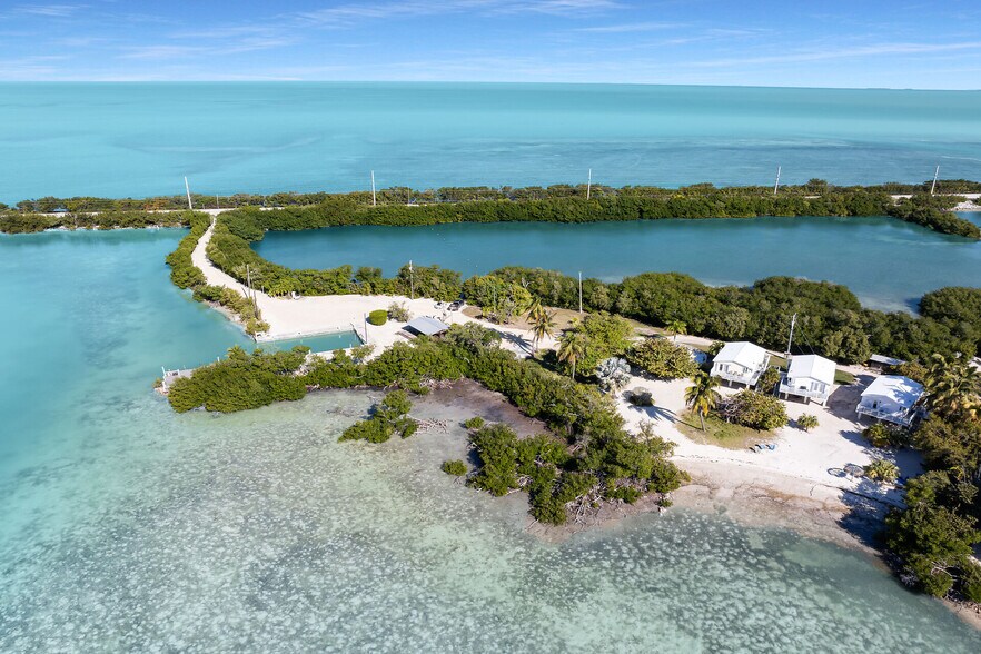62250 Overseas Hwy, Marathon, FL à vendre - Photo de l’immeuble – Image 3 sur 59