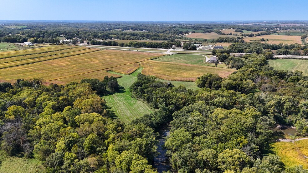 2761 US-65, Carlisle, IA à vendre - Photo de l’immeuble – Image 3 sur 6