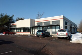 Plus de détails pour 3618 Hulmeville Rd, Bensalem, PA - Local d’activités à vendre