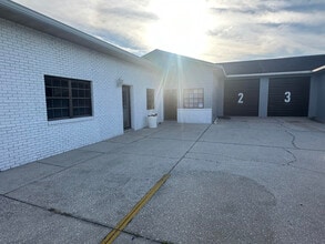 750 Wylly Ave, Sanford, FL à louer Photo de l’immeuble– Image 2 sur 5