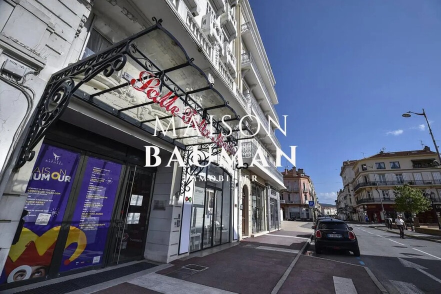 18 Boulevard Félix Martin, Saint-Raphaël à vendre - Photo de l’immeuble – Image 1 sur 1