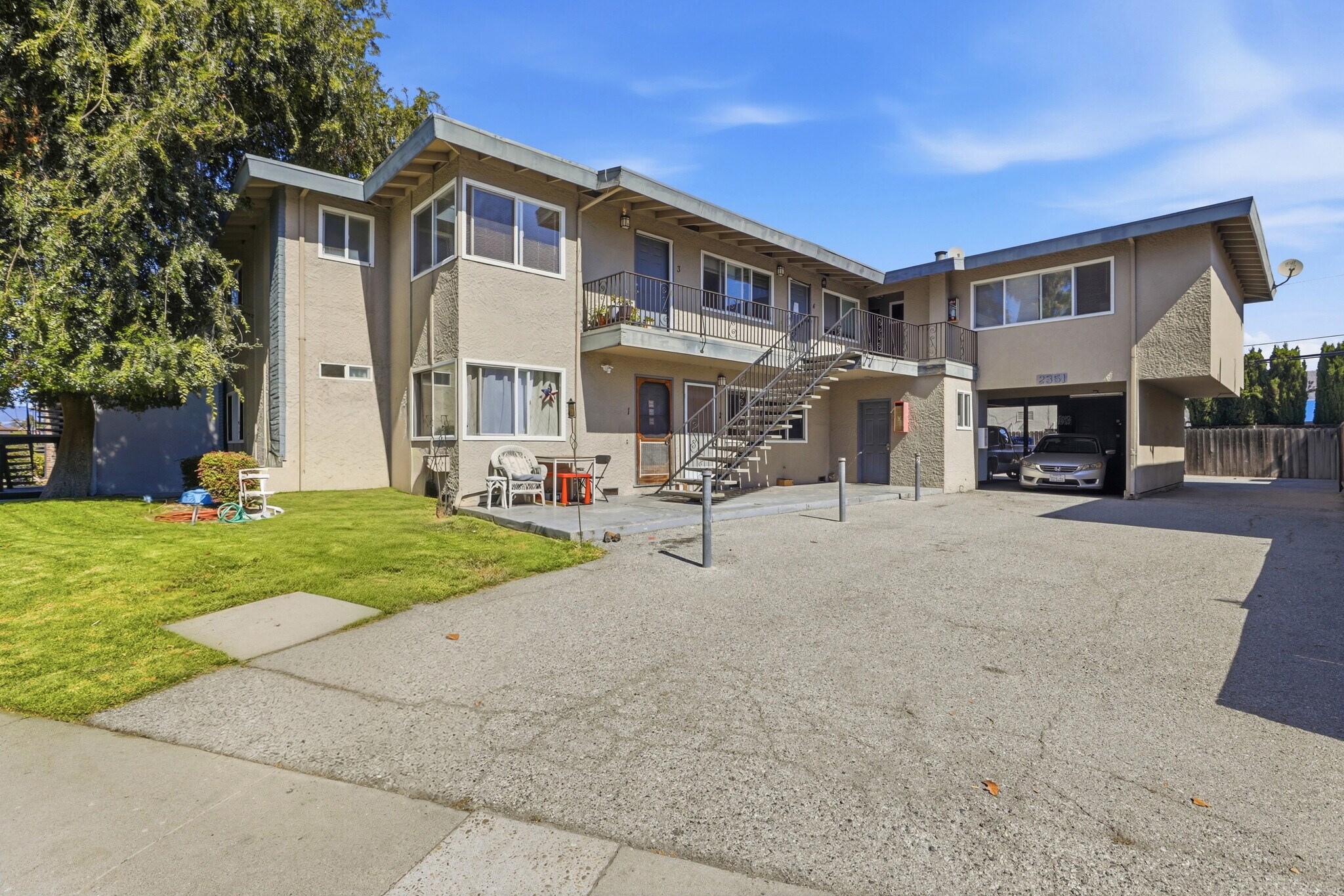 2351 Sutter Ave, Santa Clara, CA à vendre Photo de l’immeuble– Image 1 sur 76