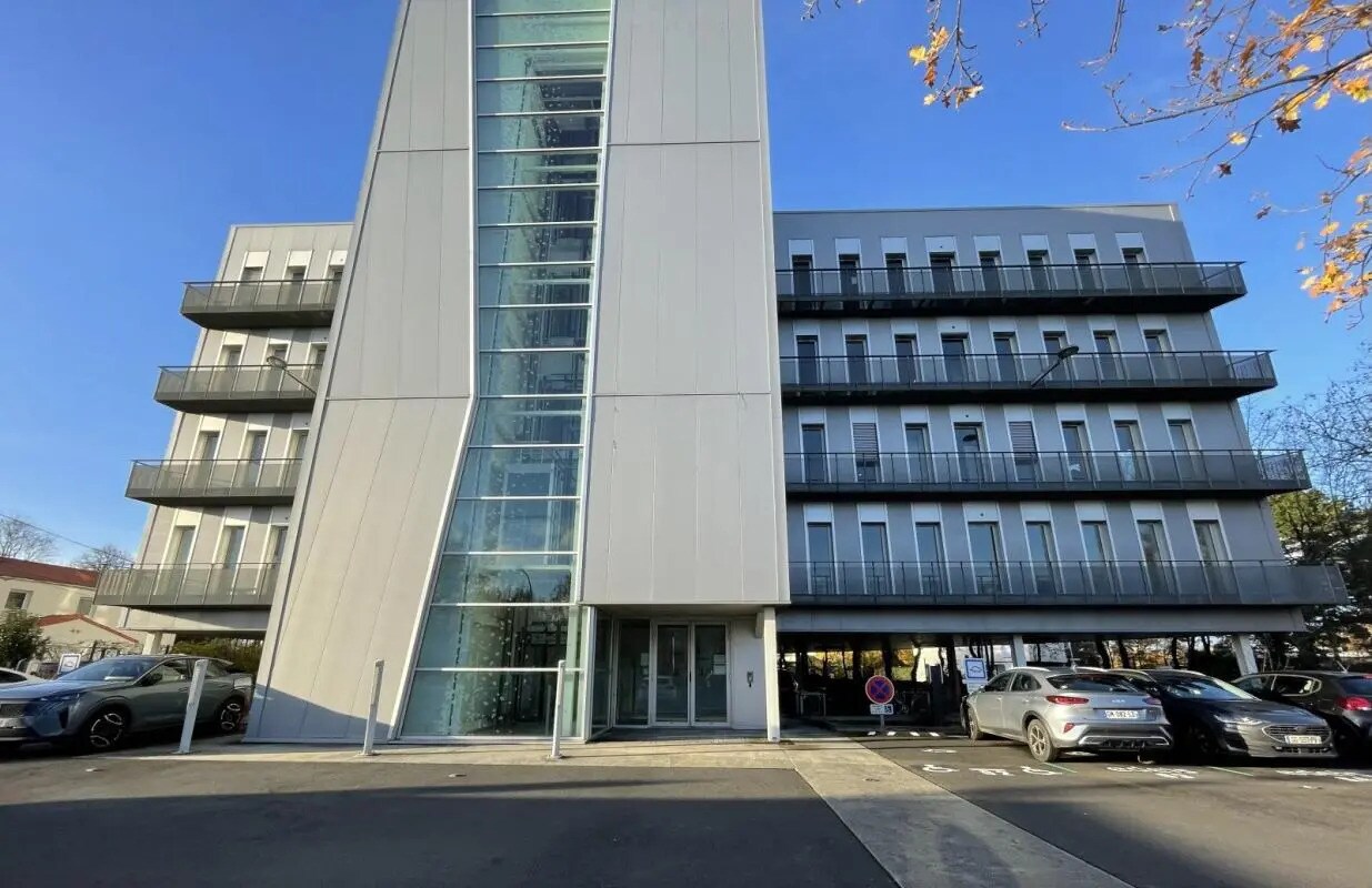Bureau dans Nantes à louer Photo de l’immeuble– Image 1 sur 11