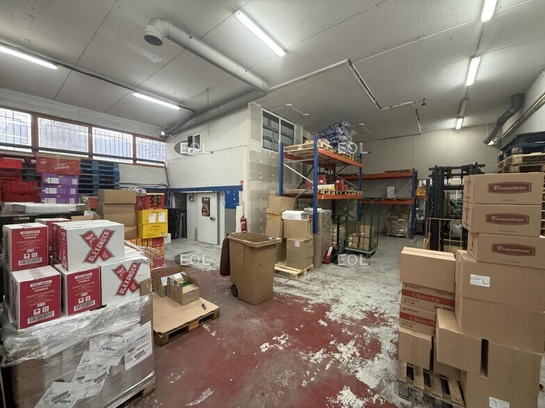 Local d'activités dans Neuilly-sur-Marne à vendre - Photo intérieure – Image 3 sur 9