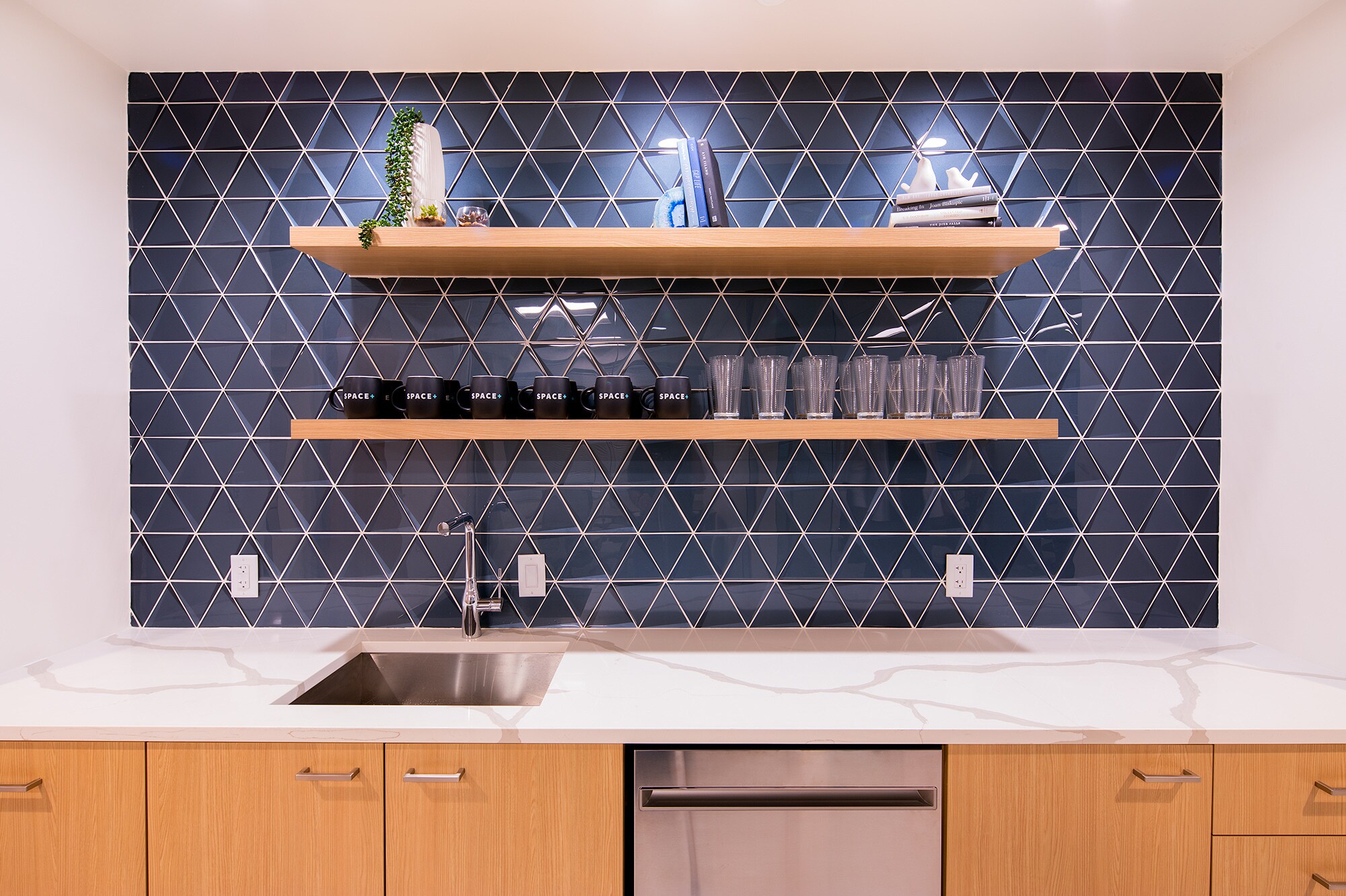 1227 25th St NW, Washington, DC à louer Photo intérieure– Image 1 sur 7