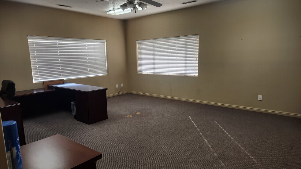 4160 S River Rd, St George, UT à louer - Photo de l’immeuble – Image 2 sur 8