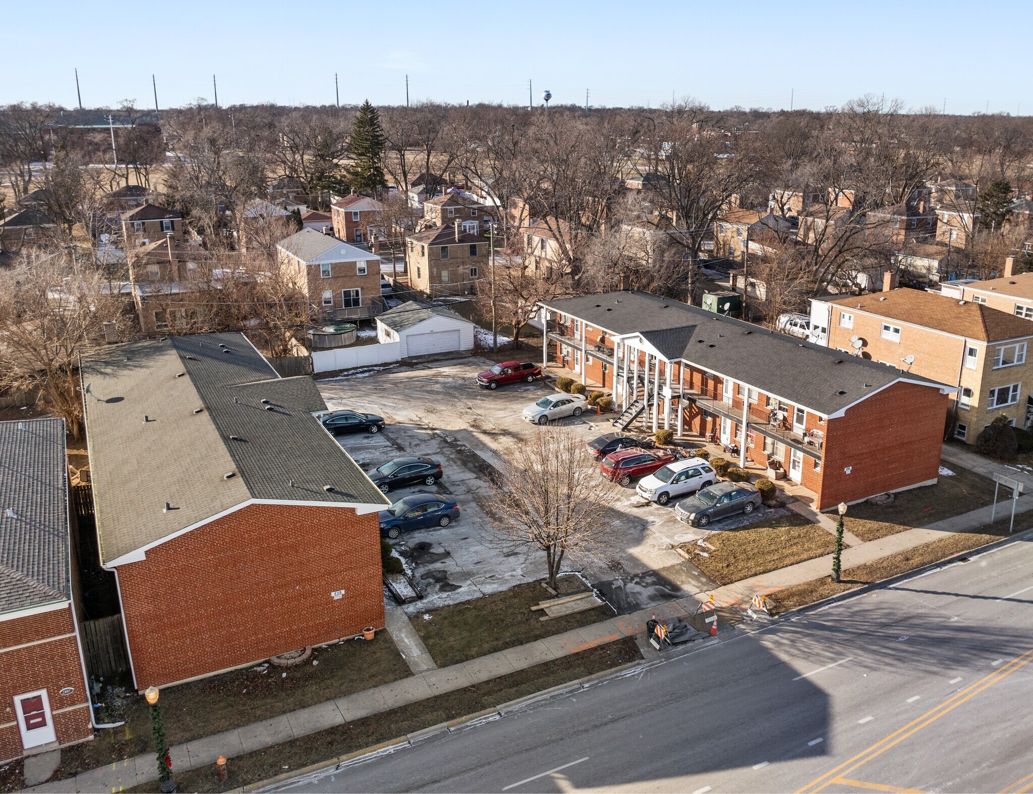 438 N Wolf Rd, Hillside, IL à vendre Photo principale– Image 1 sur 5
