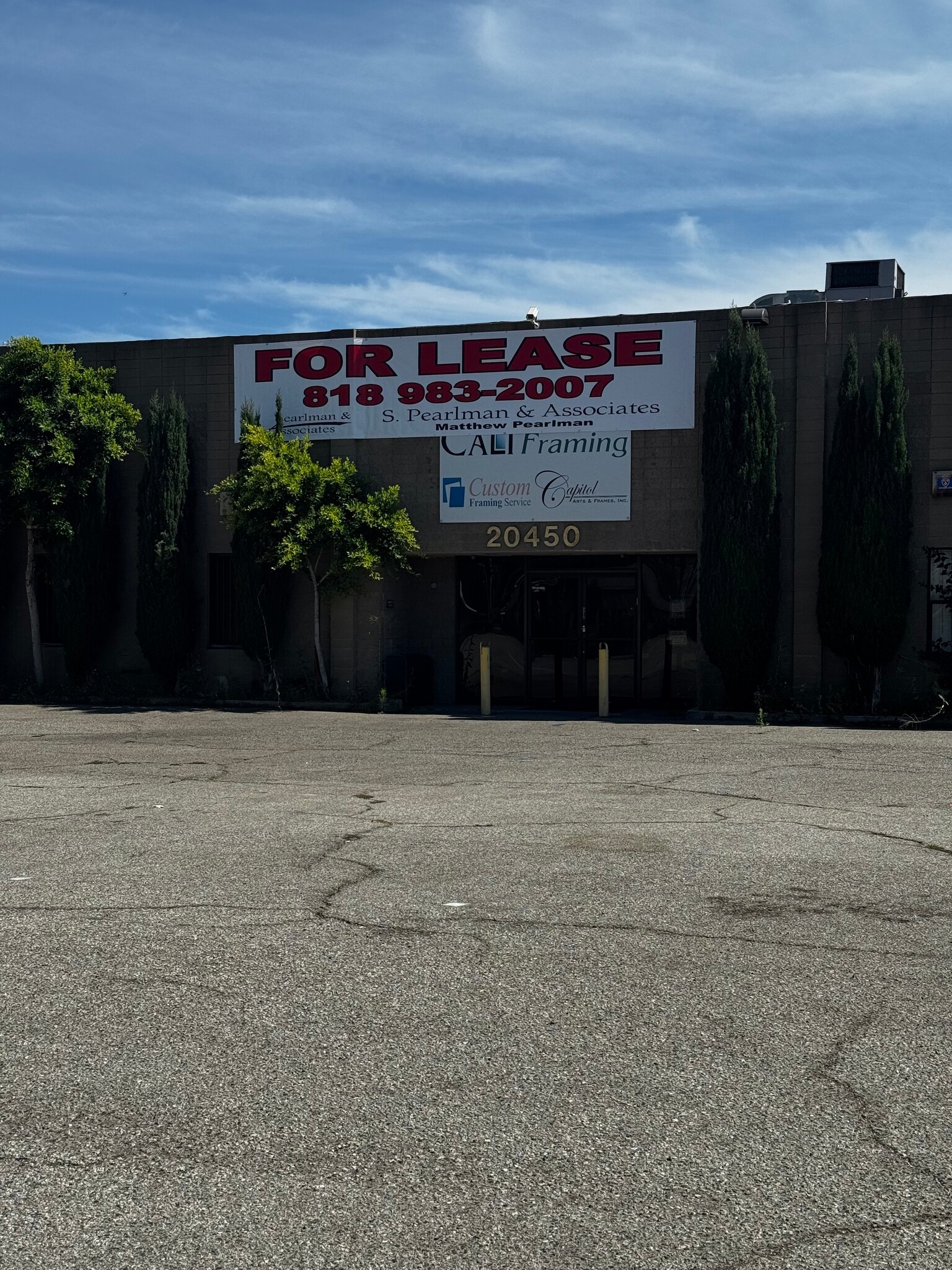 20450 Plummer St, Chatsworth, CA à louer Photo de l’immeuble– Image 1 sur 6