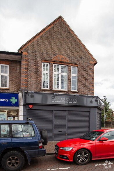 385 Upper Richmond Rd, Londres à louer - Photo de l’immeuble – Image 2 sur 2