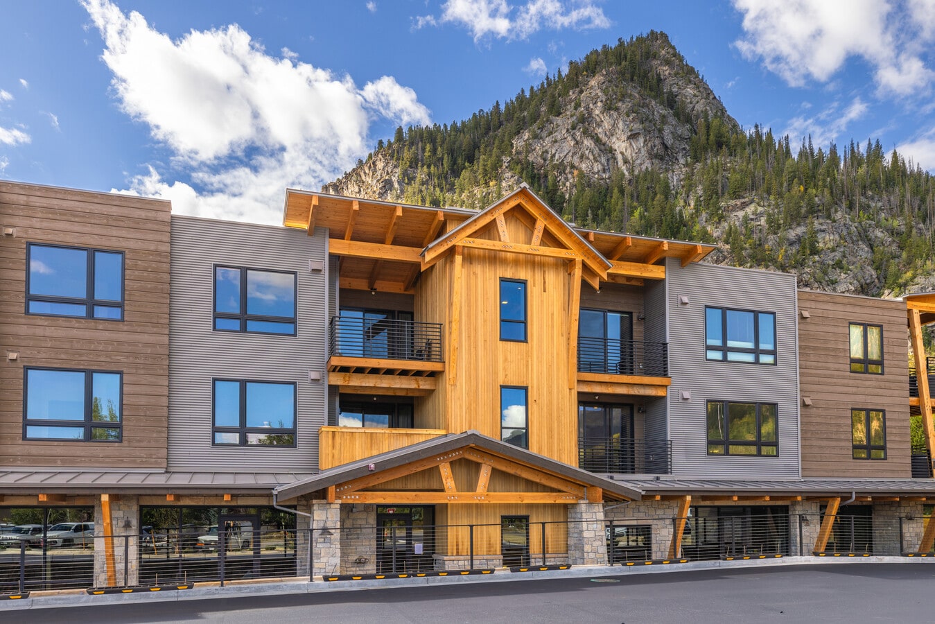 80 W Main St, Frisco, CO 80443 - Lot 150 -  - Photo intérieure - Image 1 of 9