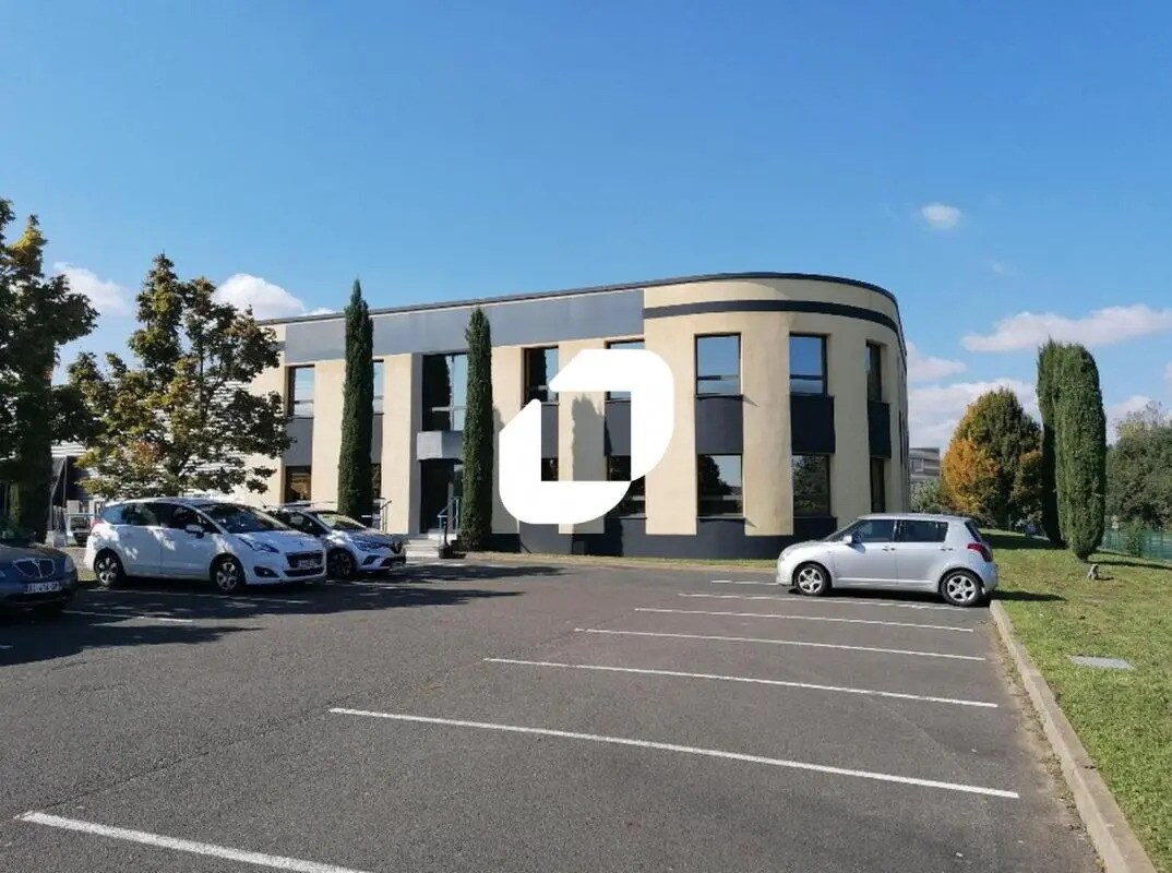 Local commercial dans Arnas à louer Photo de l’immeuble– Image 1 sur 13