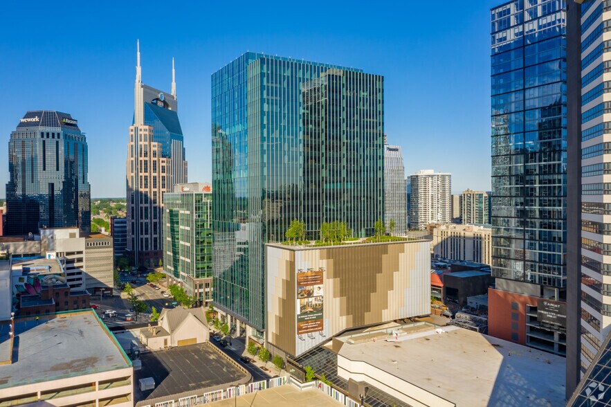501 Commerce, Nashville, TN à louer - Photo de l’immeuble – Image 2 sur 8