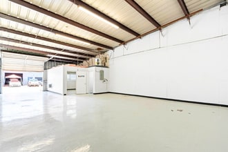 14518 Hempstead Hwy, Houston, TX à louer Photo intérieure– Image 2 sur 4