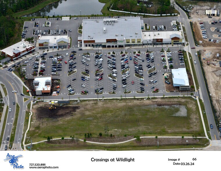76303 William Burgess Rd, Yulee, FL à louer - Photo de l’immeuble – Image 1 sur 6