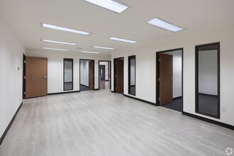 1803-1811 Carnegie Ave, Santa Ana, CA à louer Photo intérieure– Image 2 sur 11