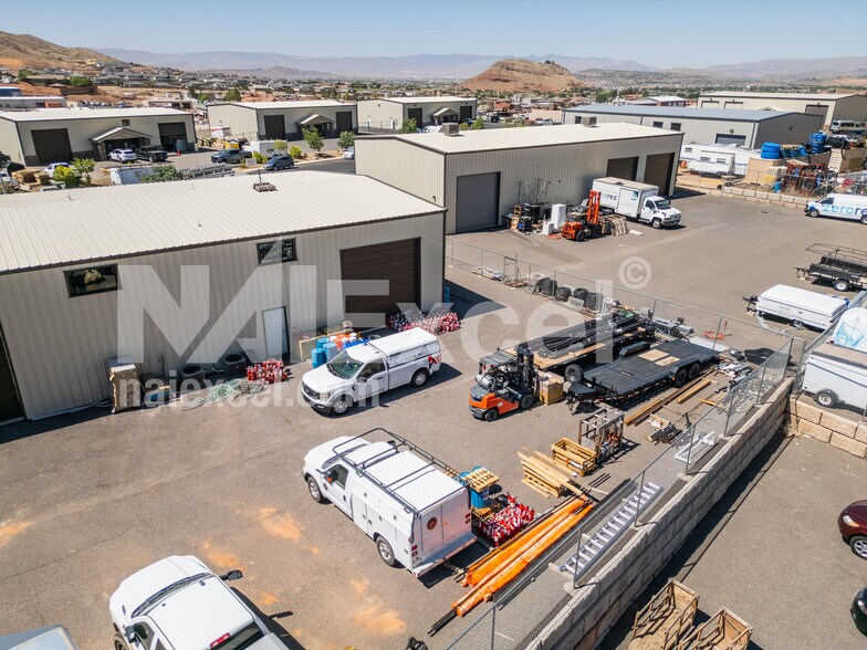 1433 E Ridge St, Washington, UT à louer - Photo de l’immeuble – Image 3 sur 8