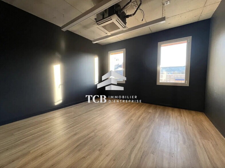 Bureau dans Nantes à louer - Photo de l’immeuble – Image 3 sur 5