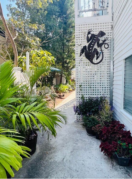 1122 Simonton St, Key West, FL à vendre - Photo de l’immeuble – Image 3 sur 24