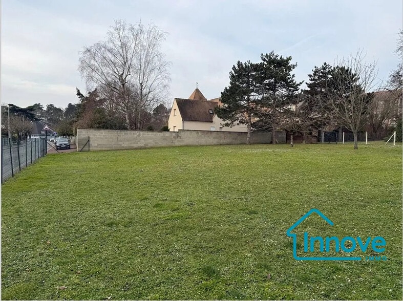 Terrain dans Marly-le-Roi à vendre - Photo de l’immeuble – Image 1 sur 4