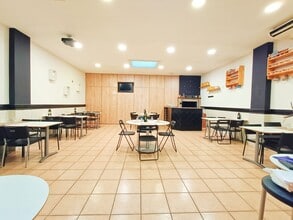 Local commercial dans Sabadell, Barcelona à louer Photo intérieure– Image 1 sur 8