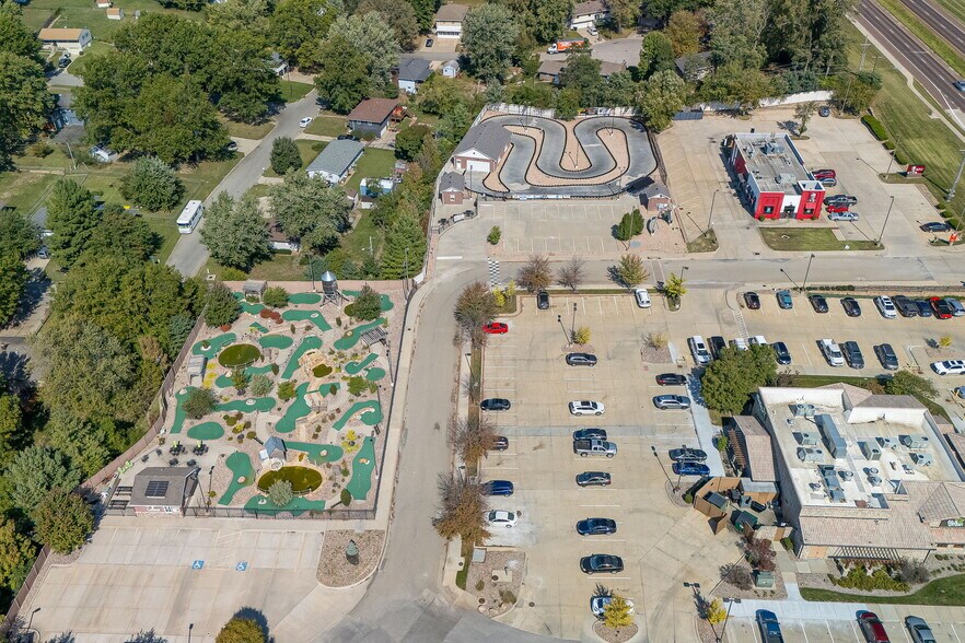 5328 N Belt Hwy, Saint Joseph, MO à vendre - Photo de l’immeuble – Image 3 sur 3