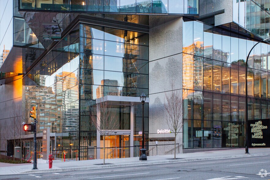 410 W Georgia St, Vancouver, BC à louer - Photo de l’immeuble – Image 3 sur 16