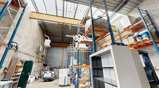 Industriel/Logistique dans Bezons à louer - Photo de l’immeuble – Image 2 sur 5