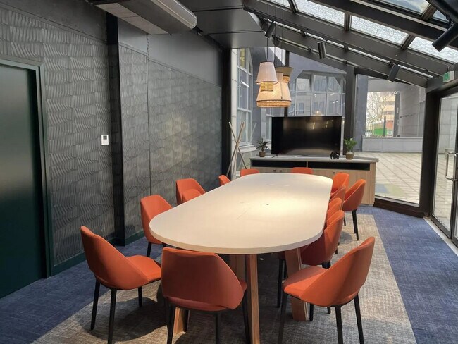 Plus de détails pour 85-93 Rue Des Trois Fontanot, Nanterre - Bureau à louer