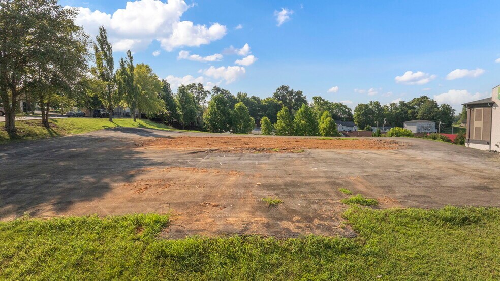 206 Wall St, Glasgow, KY à vendre - Photo de l’immeuble – Image 3 sur 11