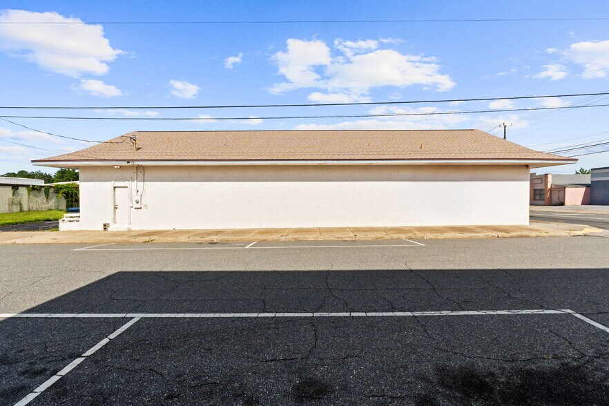 215 W 6th St, Panama City, FL à louer - Photo de l’immeuble – Image 3 sur 49