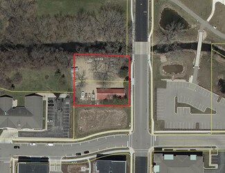 Plus de détails pour 112 N Madison St, Waunakee, WI - Industriel/Logistique à vendre
