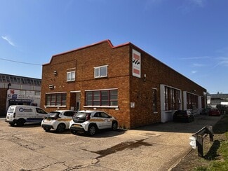 Plus de détails pour 33 Wilbury Way, Hitchin - Industriel/Logistique à vendre