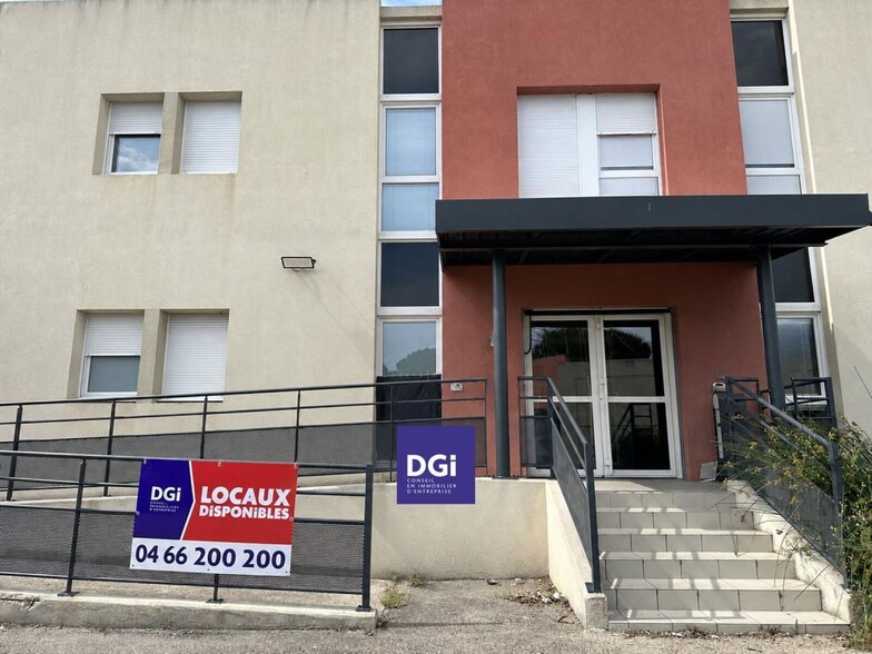 Bureau dans Nîmes à louer - Photo de l’immeuble – Image 2 sur 4