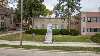 Plus de détails pour 430 W Stephenson St, Freeport, IL - Bureau à vendre
