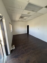 8943 Oso Ave, Chatsworth, CA à louer Photo intérieure– Image 1 sur 7