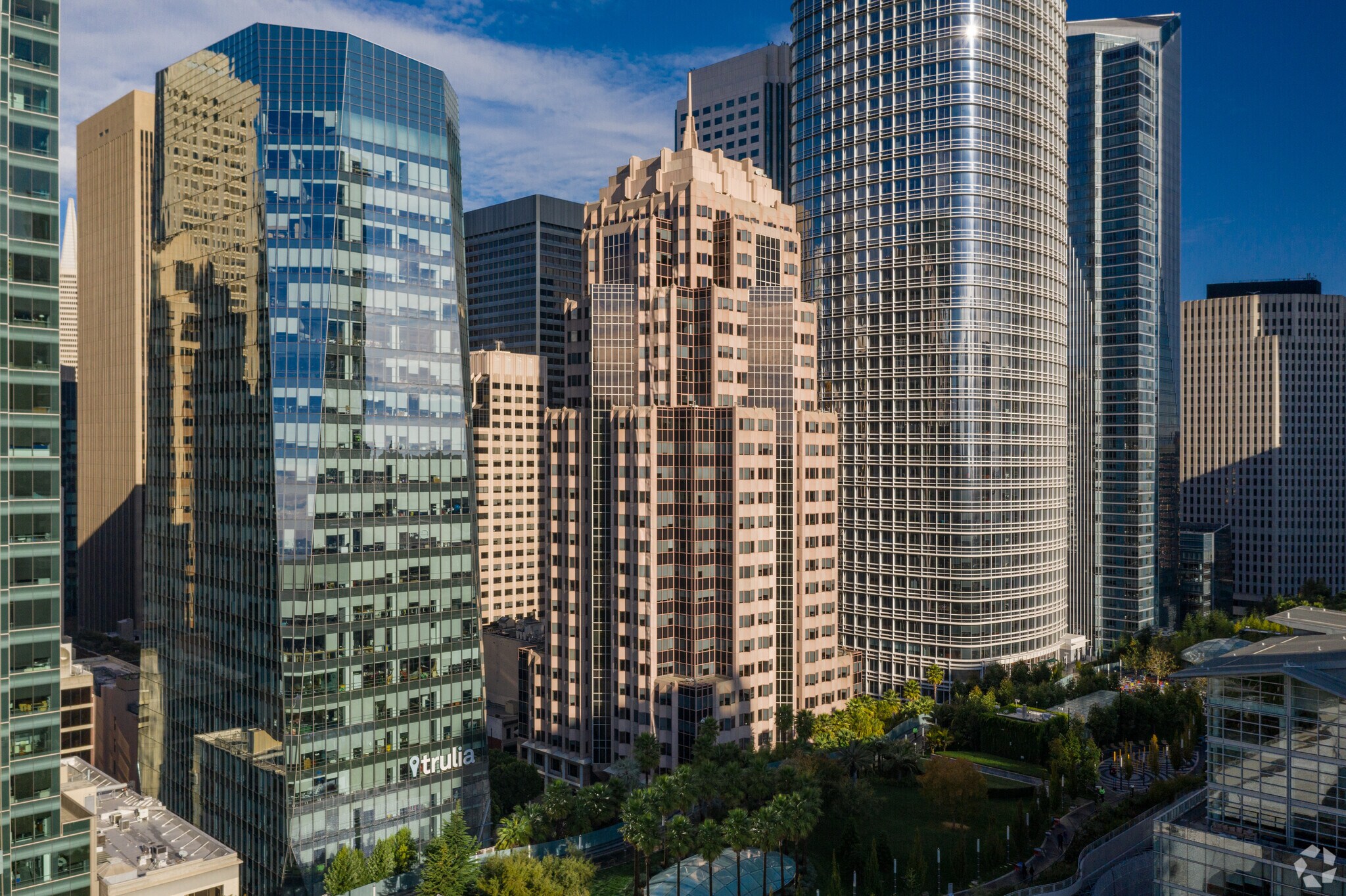 100 First St, San Francisco, CA à louer Photo de l’immeuble– Image 1 sur 4