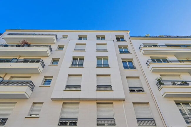 Plus de détails pour Bureau à vendre