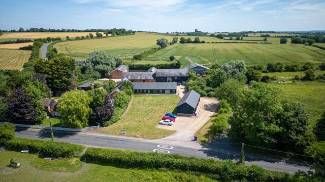 Meppershall Rd, Hitchin à louer - Aérien – Image 3 sur 6