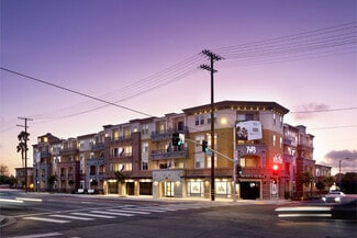 Plus de détails pour 7403 La Tijera Blvd, Los Angeles, CA - Local commercial à louer