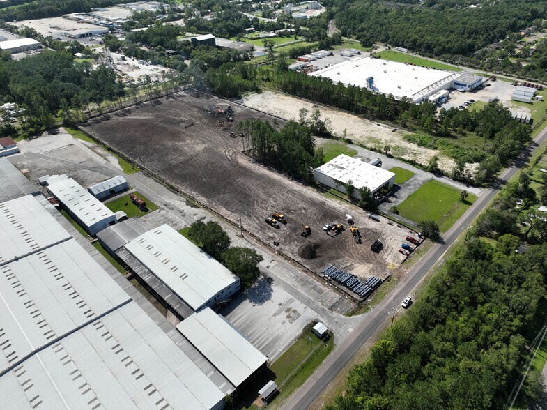 11705 Industry Dr, Jacksonville, FL à louer - Photo de l’immeuble – Image 2 sur 4