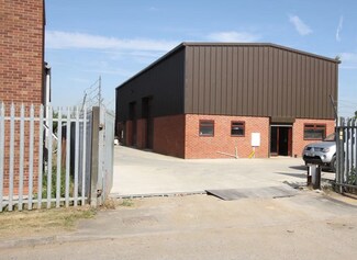 Plus de détails pour 23 Kinwarton Farm Rd, Alcester - Industriel/Logistique à louer
