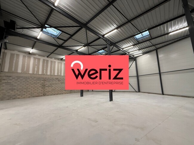 Plus de détails pour 96 Route Nationale 396, Aubagne - Industriel/Logistique à vendre