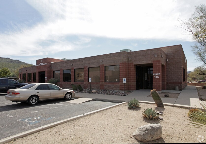 1714 W Anklam Rd, Tucson, AZ à vendre - Photo de l’immeuble – Image 3 sur 10