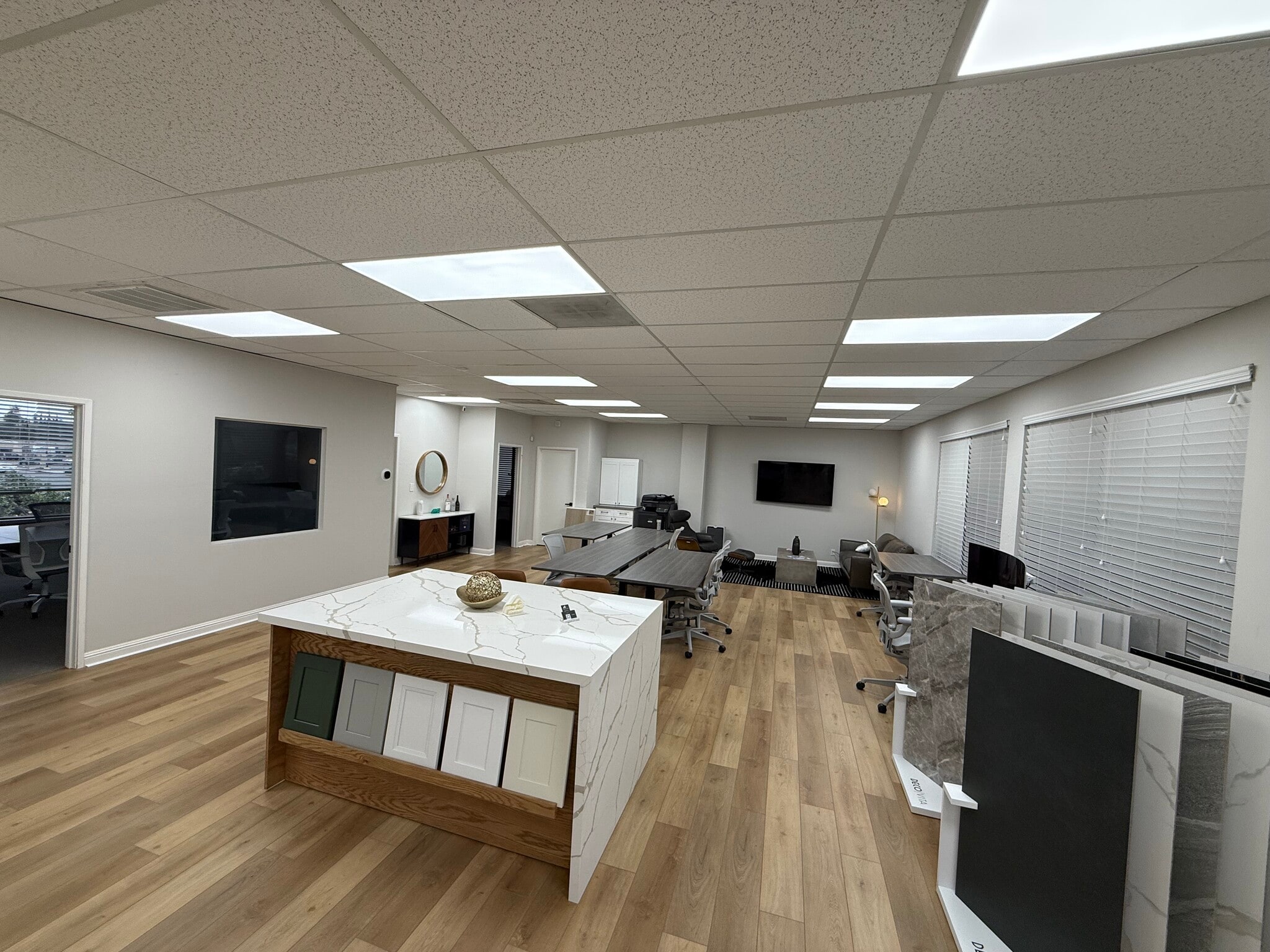 2315 S Bascom Ave, Campbell, CA à louer Photo de l’immeuble– Image 1 sur 10