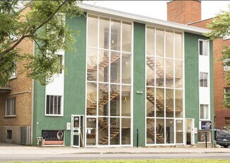 Plus de détails pour 8366-8370 Boul Saint Laurent, Montréal, QC - Local commercial à louer