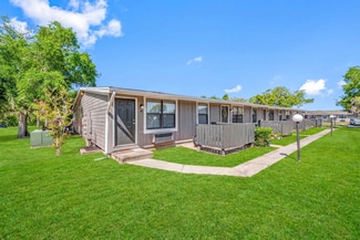 Plus de détails pour 18933 Quercus Dr, Hudson, FL - Logement à vendre